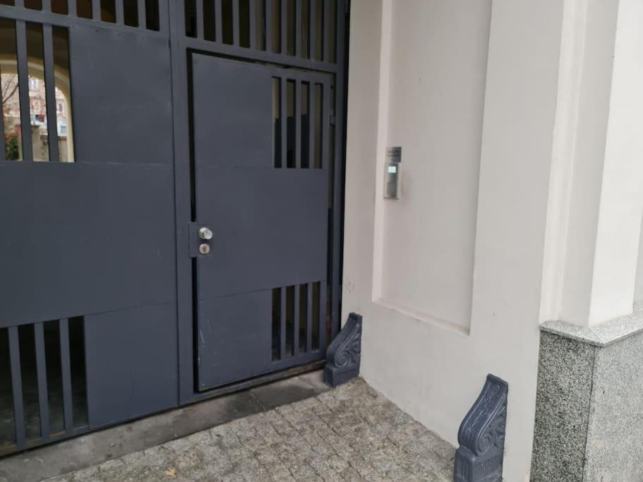 Fantastic Waw - C19 Room E Varsovia Exterior foto